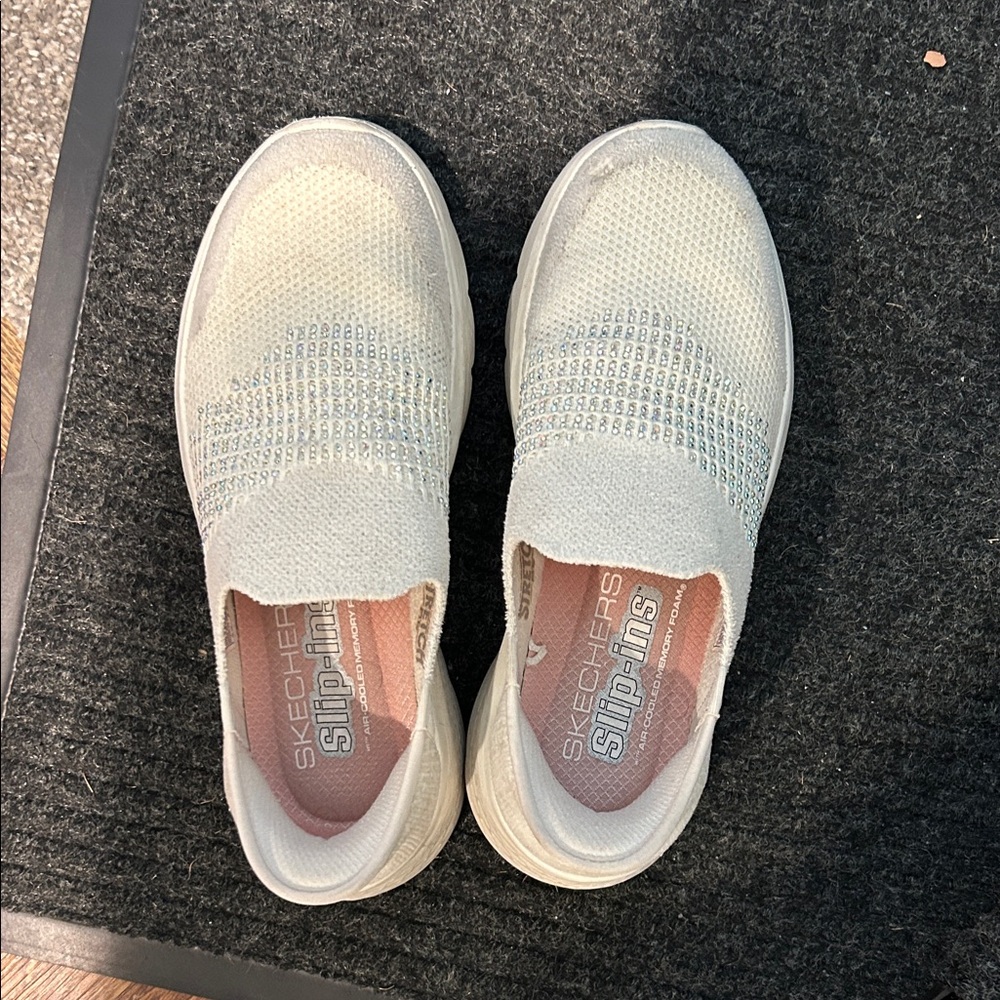 Skechers Slip-Ins in Light Gray and White